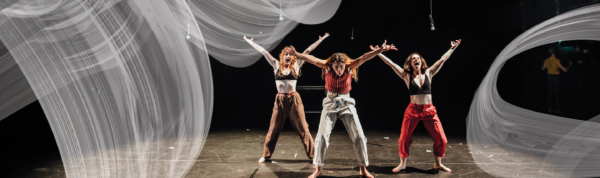 Give the gift of theatre!